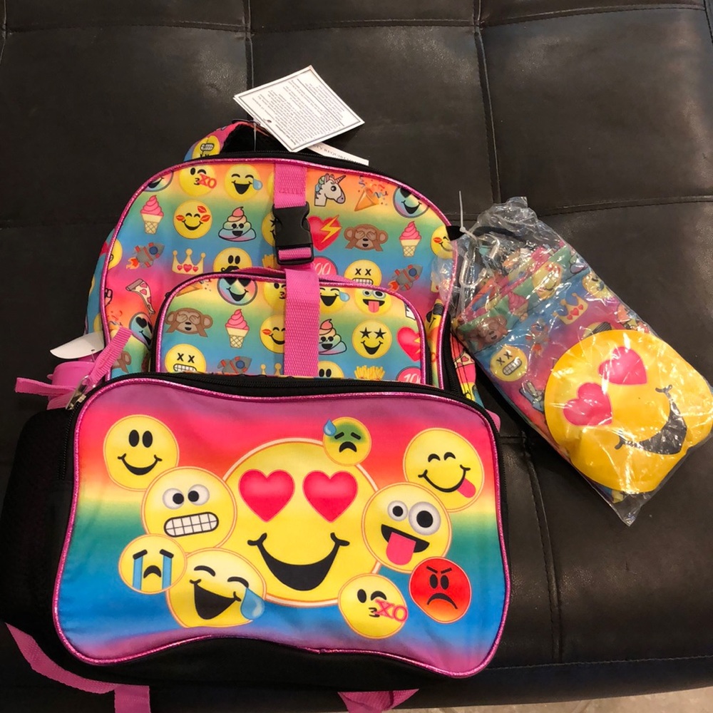 Accessory Innovations Girls emoji Backpack Pink